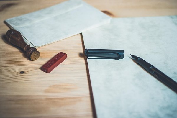 Beglaubigte Übersetzung: schnell, zuverlässig und zertifiziert